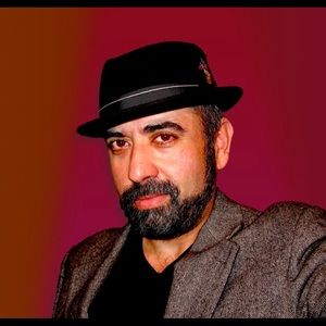 Meet your Posher, Saro